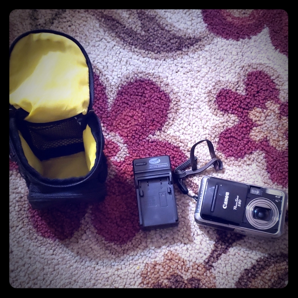 Digital camera